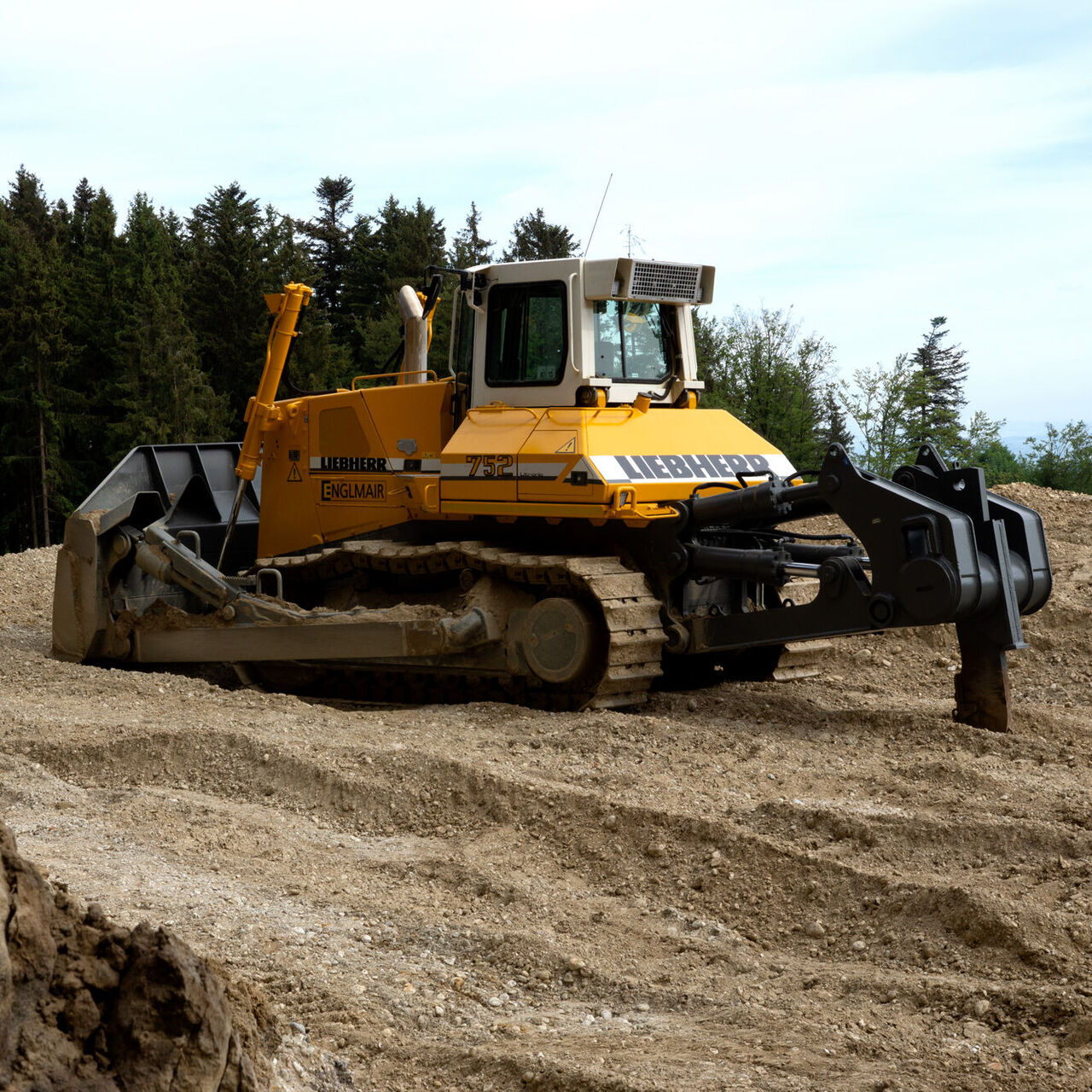 Schubraupe Englmair erdbau